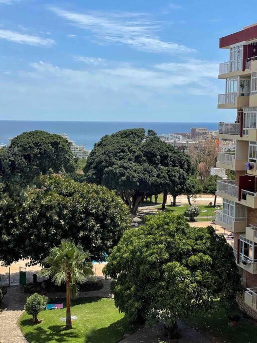Appartement Loft Moderno - Vistas Mar Y Montana - Piscinas à Benalmádena Extérieur photo