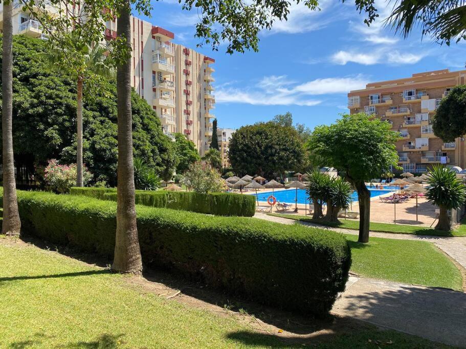 Appartement Loft Moderno - Vistas Mar Y Montana - Piscinas à Benalmádena Extérieur photo